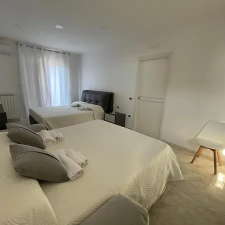 Apartament Lux Pompeja